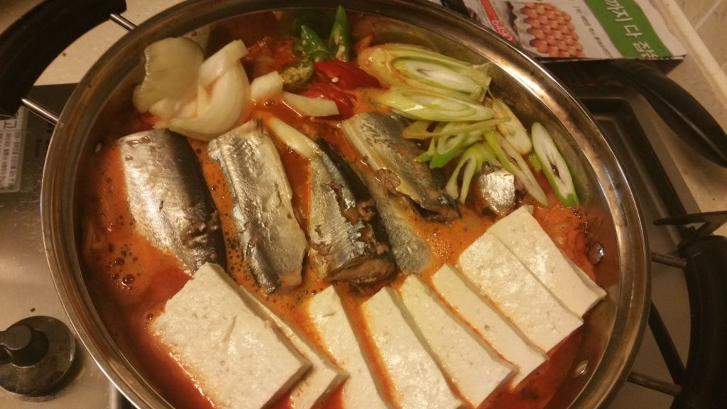 필고 - 꽁치통조림 김치찌개(왕초보용)